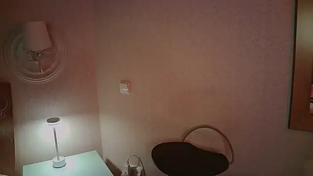 Luna_Hotyのライブチャットルーム