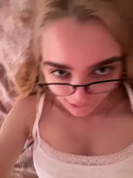 Nami_ninja's Live Chat Room