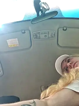 Chat ao vivo de LianaJu