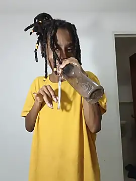 חדר צ'אט בשידור חי של africa_deluxe