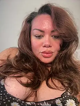 BadAssVeronica Adlı Modelin Canlı Sohbet Odası