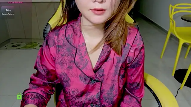 Clumsy_Girl Cameră chat live