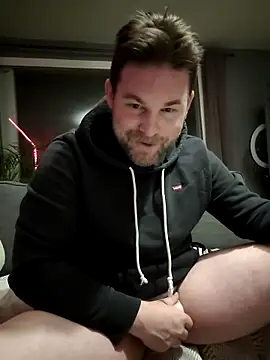 Živá chatovací místnost tom_sauwer