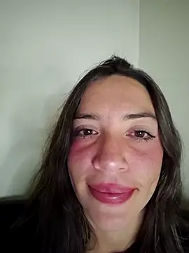 غرفة دردشة loveuu-bae المباشرة