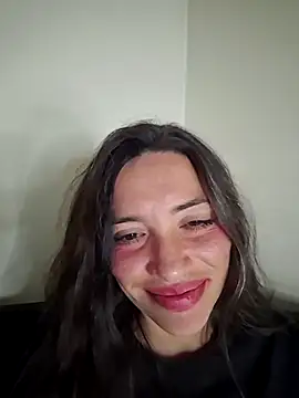 loveuu-bae Adlı Modelin Canlı Sohbet Odası
