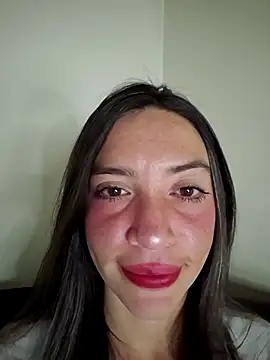 Chat soba uživo modela loveuu-bae