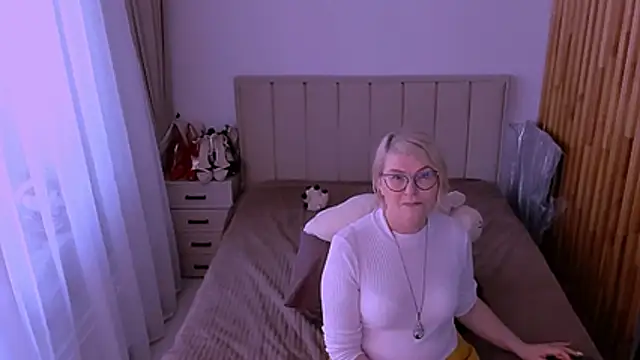Pokój czatu na żywo – sabrinamacmarren