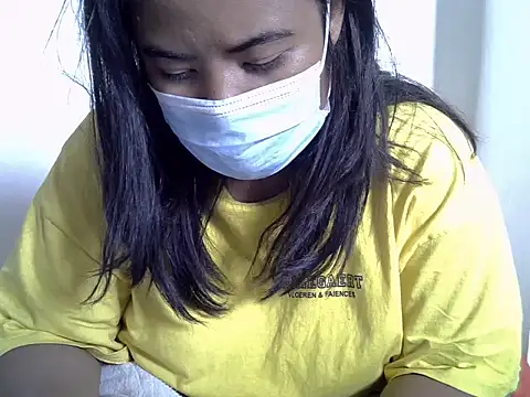 ห้องแชทสดของ Artinah22