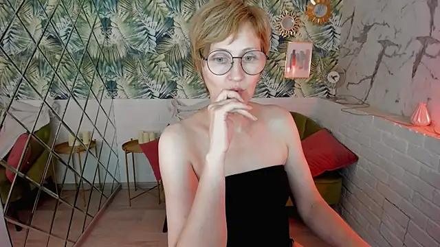 غرفة دردشة Paris_Cherry المباشرة