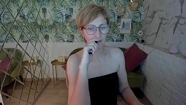 غرفة دردشة Paris_Cherry المباشرة
