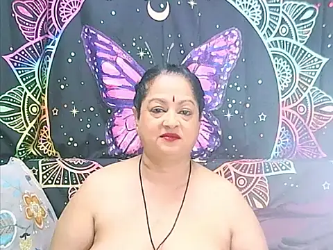 matureindian's Webcam Show