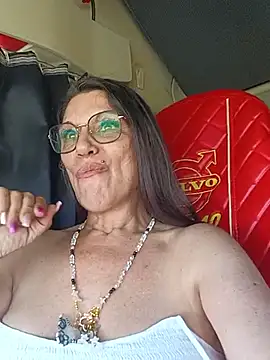 Živá chatovací místnost Melmamalhuda@xh