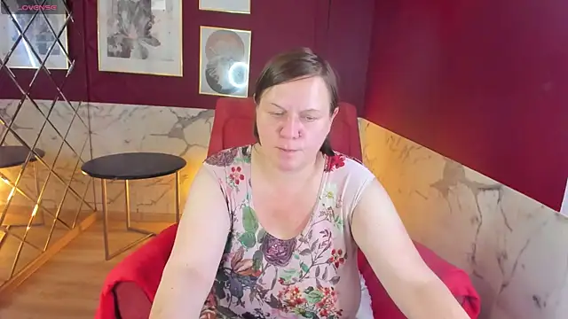 KellyPerfection's Live Sex Cam Show