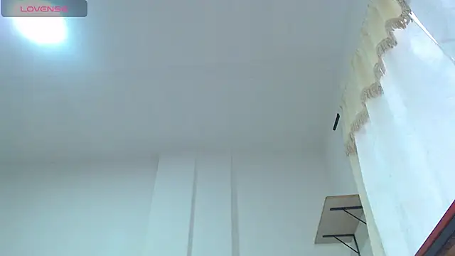 ashelymalefica чат на живо