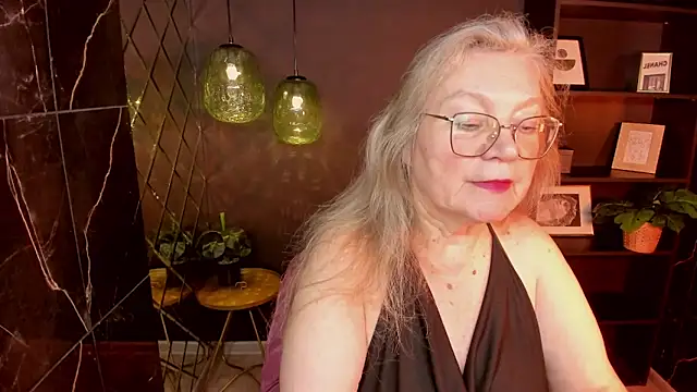 NataliMellow – Kamerová šou