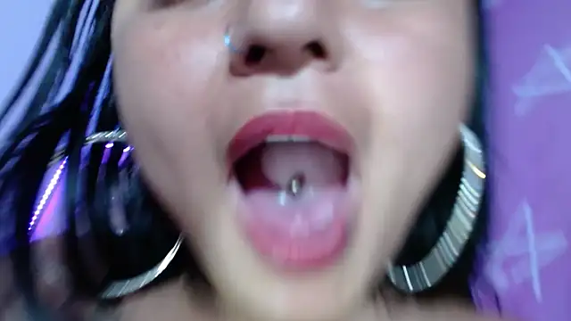 ห้องแชทสดของ violetaass