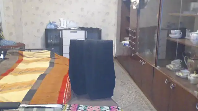 HotLusi Adlı Modelin Canlı Sohbet Odası