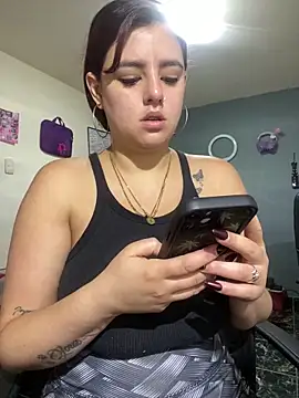 angelasm's Live Chat Room