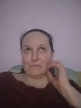 BustyLadyAlma Cameră chat live