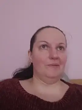 BustyLadyAlma 실시간 채팅방