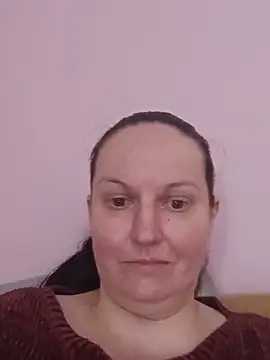 BustyLadyAlma Cameră chat live