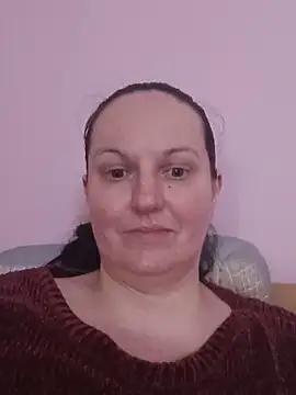 חדר צ'אט בשידור חי של BustyLadyAlma