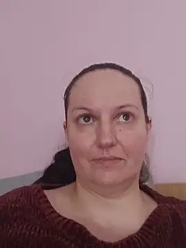 غرفة دردشة BustyLadyAlma المباشرة