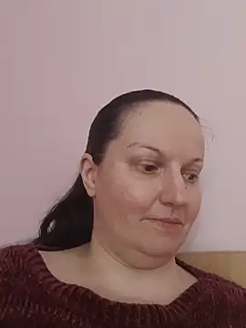 BustyLadyAlma's Live Chat Room