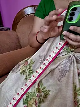 Mrs_Mr_Singhのライブチャットルーム