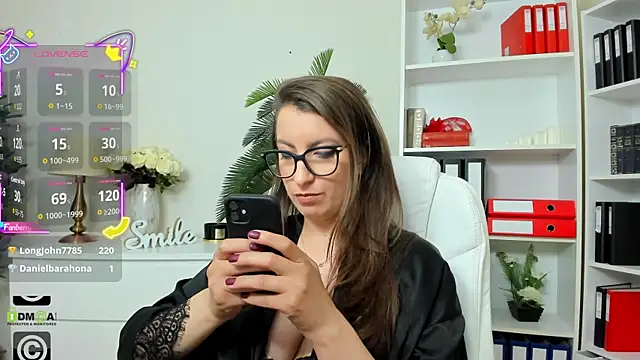 amayawest élő chatszobája