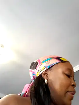 SWEETDOLLY29XX live-chat rom
