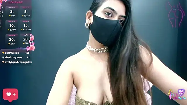 DesiZoya Adlı Modelin Canlı Sohbet Odası