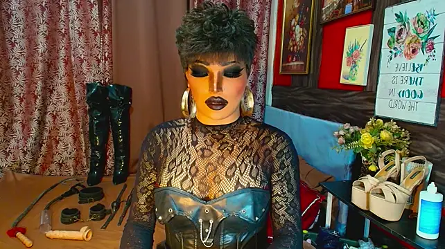 הופעת וובקאם של demonfuta