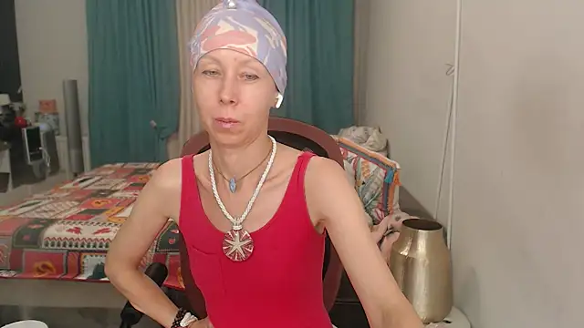 LuxuryNika – live chatrum