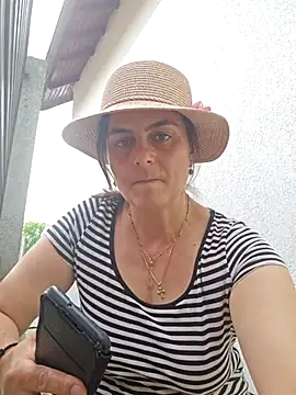 Živá chatovací místnost IsabelleCraft