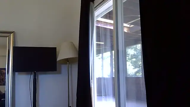 Sala de chat en directo de WetFlower69