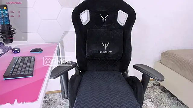 Chat soba uživo modela SkyqueenI