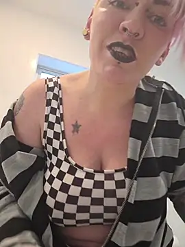 PinkTheHawk Cameră chat live
