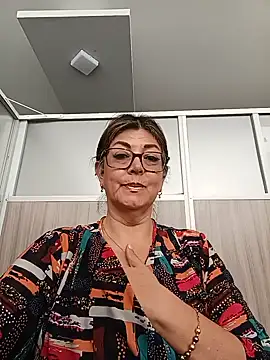 غرفة دردشة emma_tour المباشرة