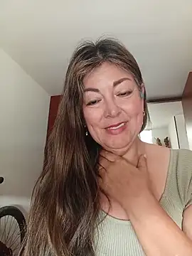 emma_tour 现场聊天室