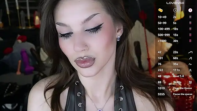 Chat soba uživo modela MistressDarsy
