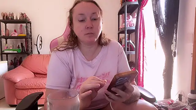 kisicaxx élő chatszobája