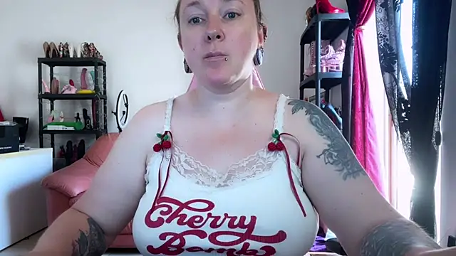 kisicaxx – live chatrum
