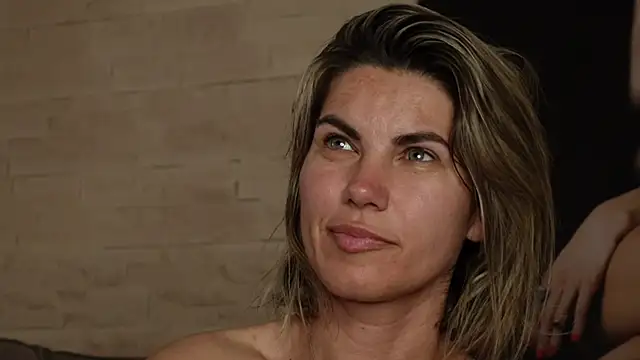 FeliciaKrige чат на живо