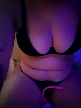 Sweettinydiamond – live sex-cam-show