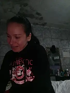 Venusluxodomme's Live Chat Room