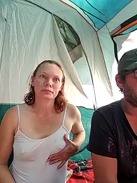 Živá chatovací místnost TryingWind