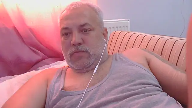 husoizmir 现场性爱视讯表演