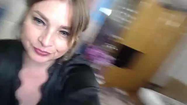 Mika_Passion Adlı Modelin Canlı Sohbet Odası