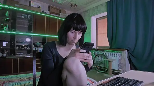 pa1e_pr1ncess Adlı Modelin Canlı Sohbet Odası